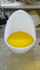 Yumurta koltuk modeli